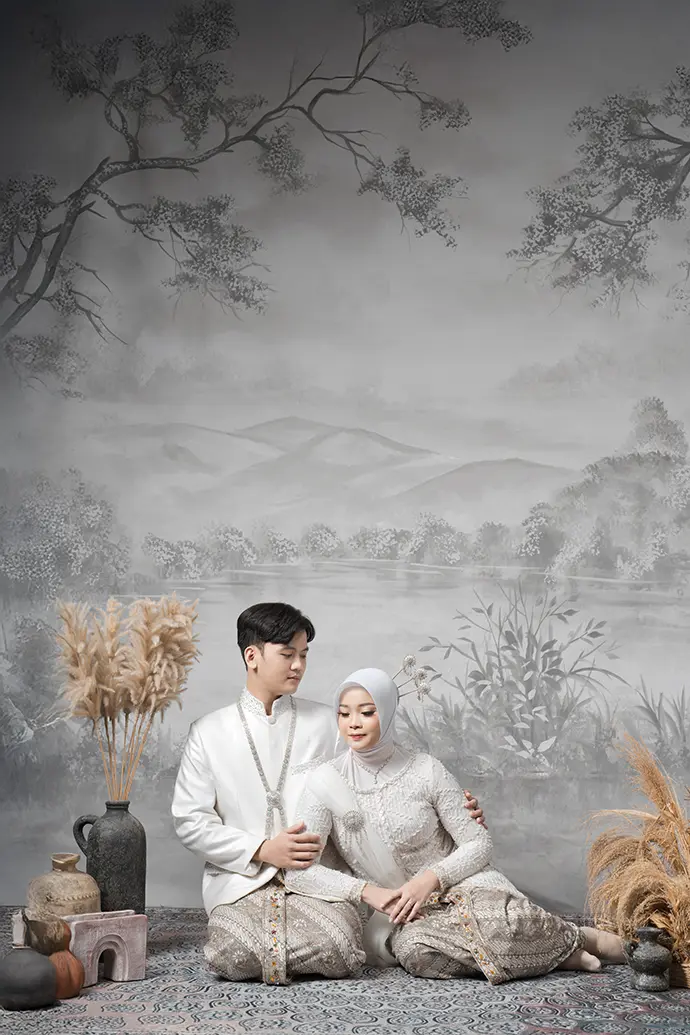 Foto Prewedding adat jawa background estetik