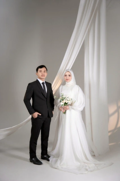 Foto Prewedding gaun warna Putih di cikarang