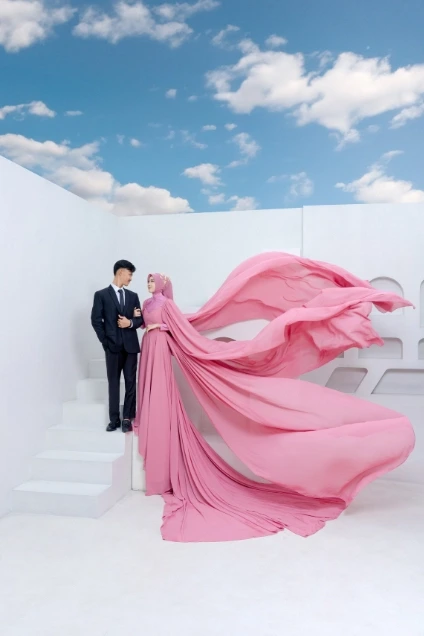 foto prewedding rooftop di deltamas | golden studio